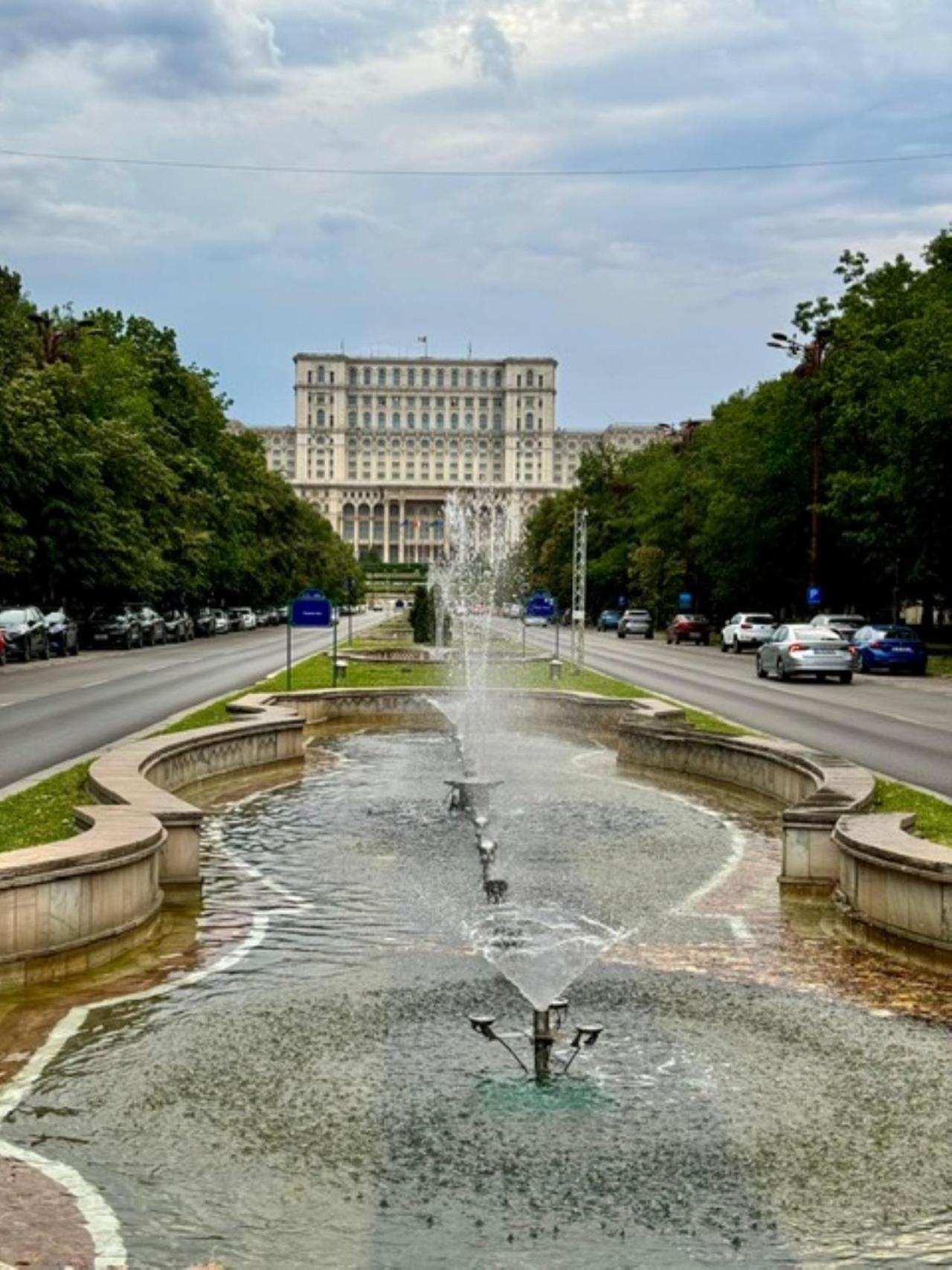 Apartament 2 Rooms In Centrul Orasului - Unirii Fantanii Bucharest Luaran gambar